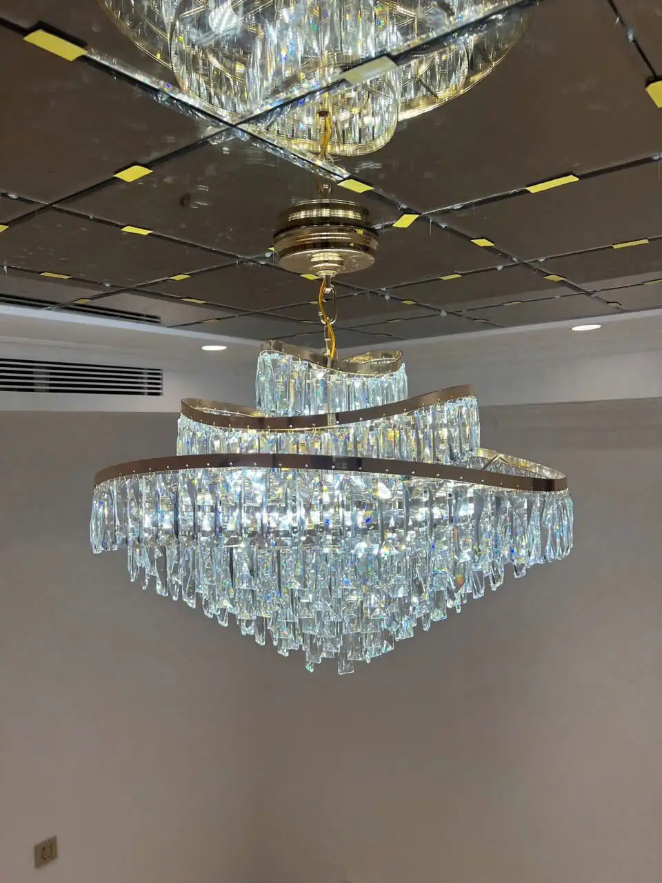 Đèn Chùm Pha Lê Thông Tầng Lượn Sóng TLV – Đẳng Cấp Thượng Lưu